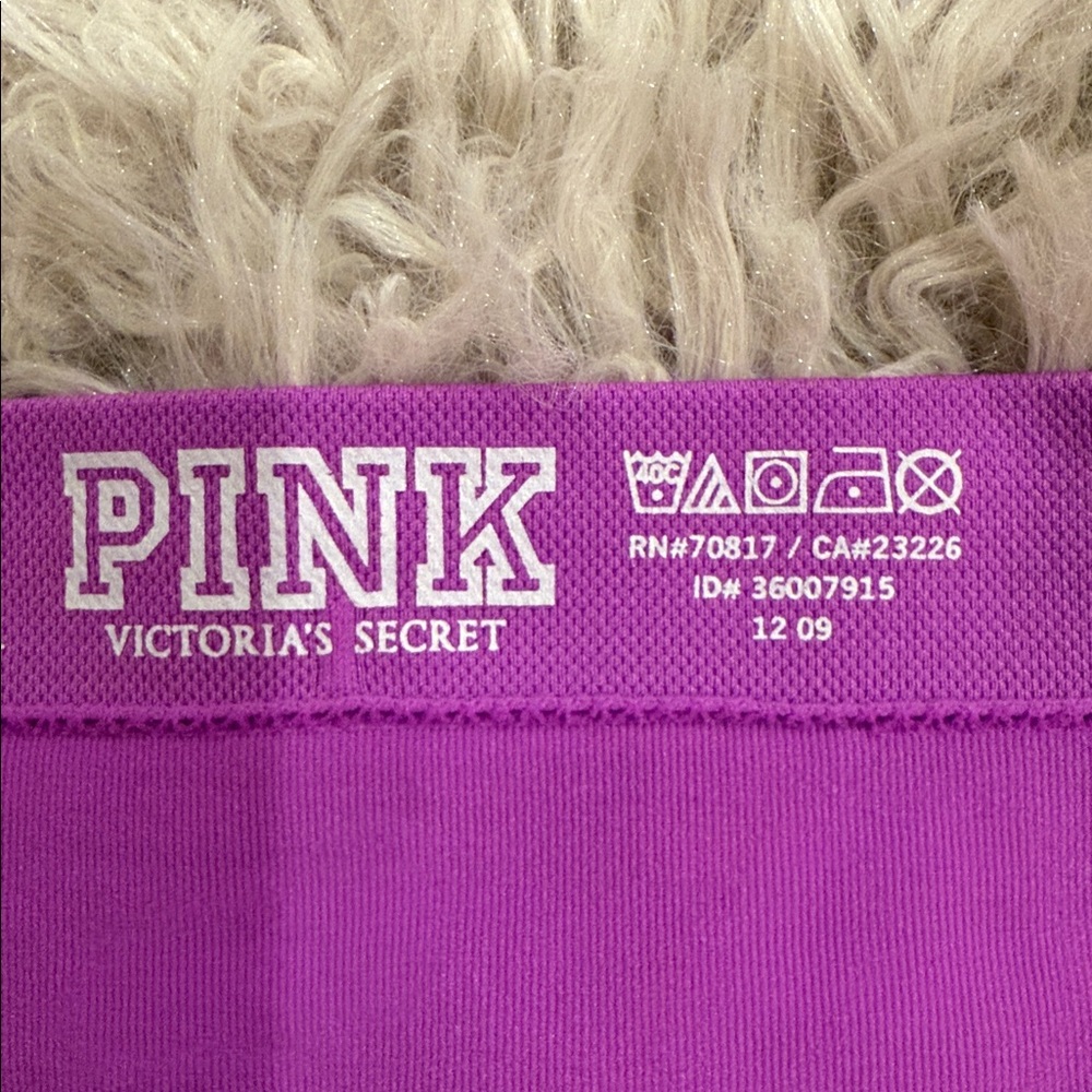 True Vintage NWT Yoga Seamless Victoria’s Secret PINK I LOVE POOL PARTIES Small - Picture 3 of 6